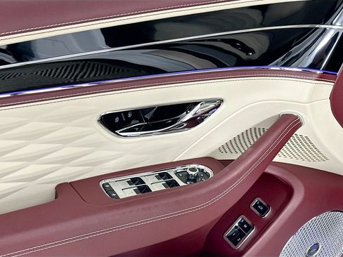 Certified 2022 Bentley Flying Spur W12 AWD/4WD image 18