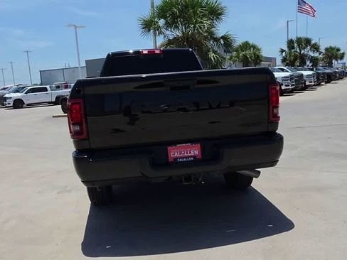Used 2025 RAM 2500 Tradesman AWD/4WD image 7