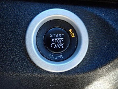 Used 2014 RAM 2500 Laramie w/ Convenience Group image 18