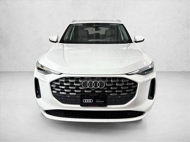Used 2025 Audi Q5 Premium AWD/4WD image 2