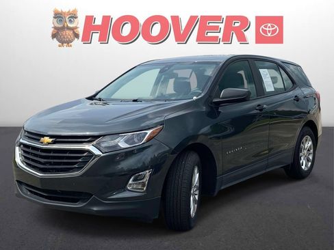 Used 2020 Chevrolet Equinox LS FWD image 3