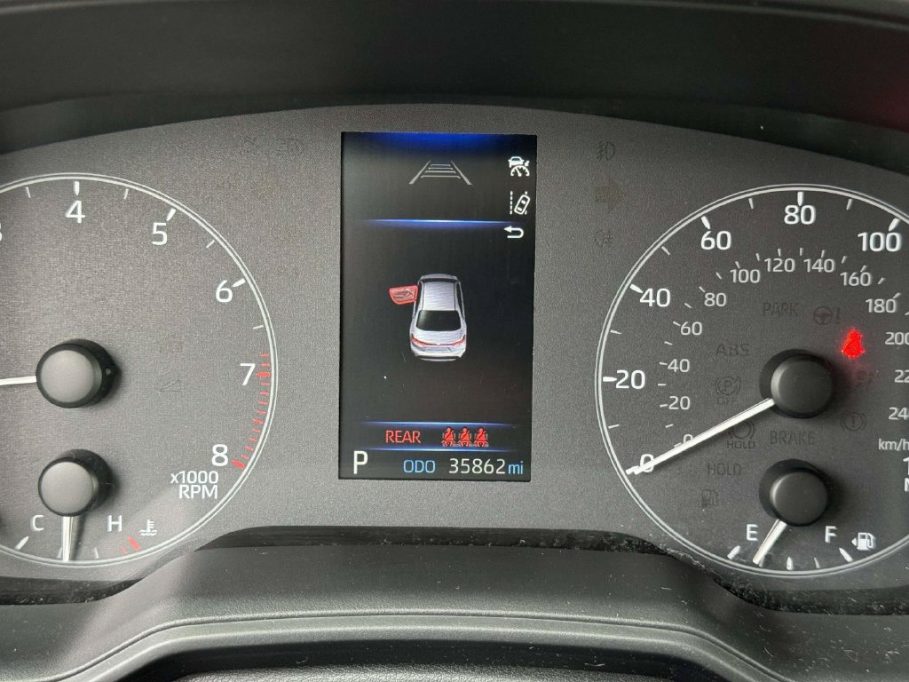 Used 2025 Toyota Corolla LE FWD image 13