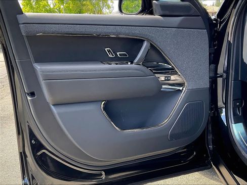 New 2026 Land Rover Range Rover Sport Dynamic SE AWD/4WD image 24