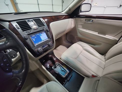 Used 2007 Cadillac DTS Performance FWD image 38