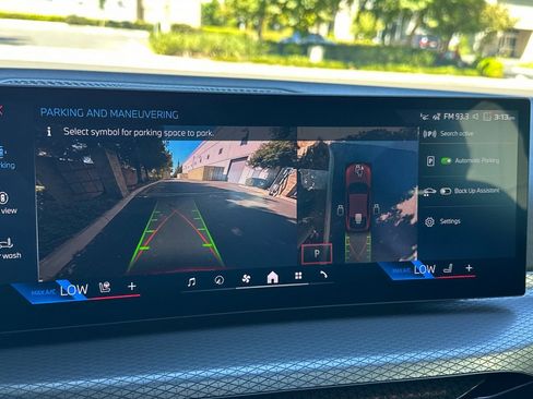 Certified 2025 BMW M440i w/ Premium Package image 16