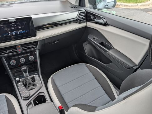 Certified 2025 Volkswagen Taos S AWD/4WD image 11