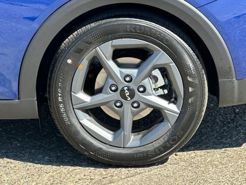 New 2025 Kia K4 LXS image 24