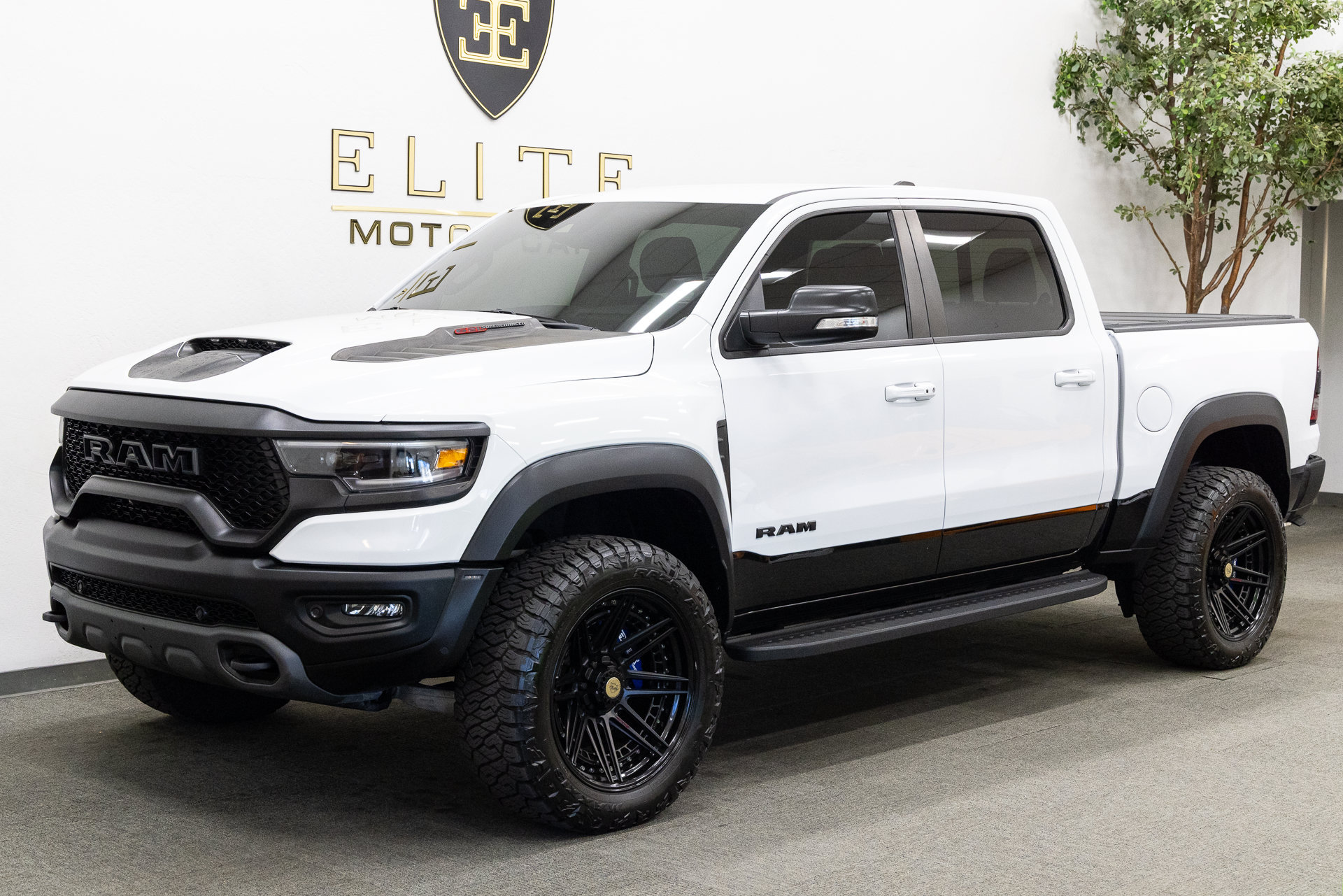 Used 2021 RAM 1500 TRX w/ TRX Level 2 Equipment Group AWD/4WD image 1