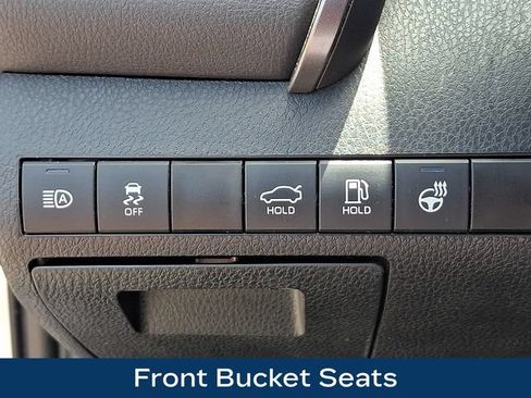 Used 2024 Toyota Camry SE FWD image 9