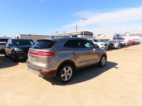 Used 2018 Lincoln MKC Premiere image 10
