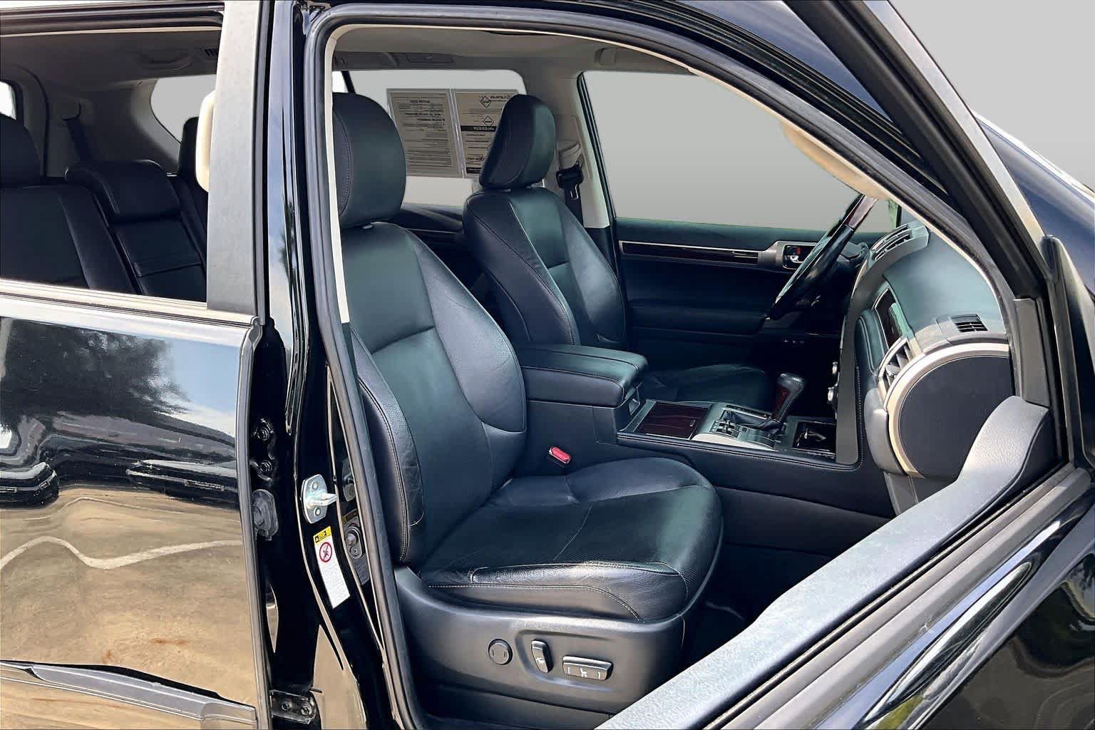 Used 2018 Lexus GX 460 Premium w/ Premium Package AWD/4WD image 9