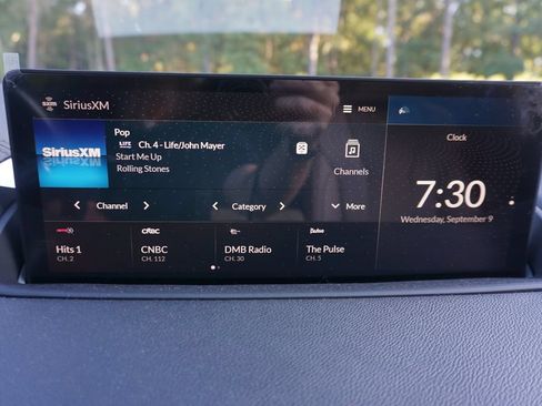 Used 2024 Acura MDX FWD image 11
