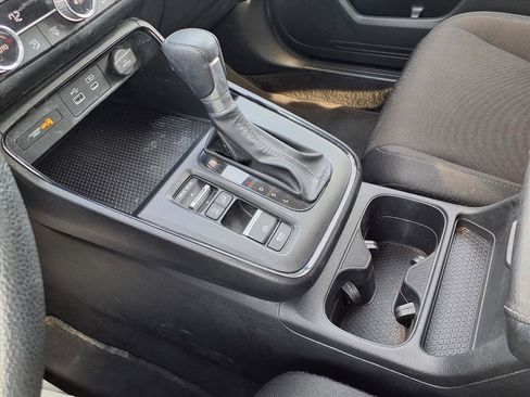 Used 2024 Honda CR-V EX image 13