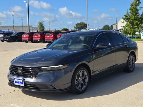 Used 2024 Honda Accord EX image 8