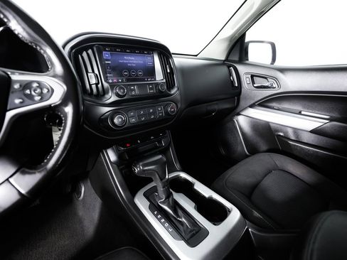 Used 2021 Chevrolet Colorado LT AWD/4WD image 28