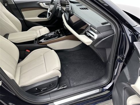 Used 2025 Audi A5 2.0T Prestige image 25