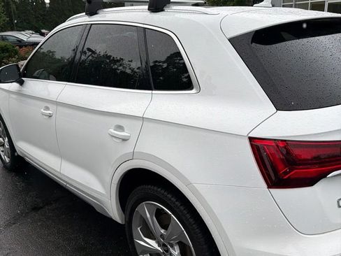 Used 2021 Audi Q5 2.0T Premium Plus w/ Premium Plus Package AWD/4WD image 11