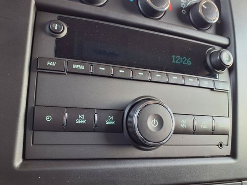 Used 2023 Chevrolet Express 2500 w/ Driver Convenience Package RWD image 4