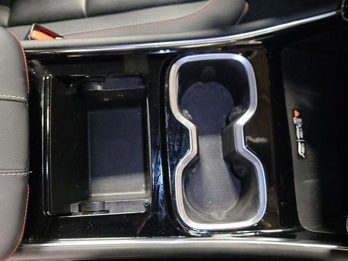 Used 2024 Chevrolet Traverse RS image 19