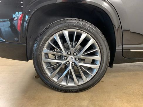Used 2025 Buick Enclave Avenir w/ Super Cruise Package AWD/4WD image 42