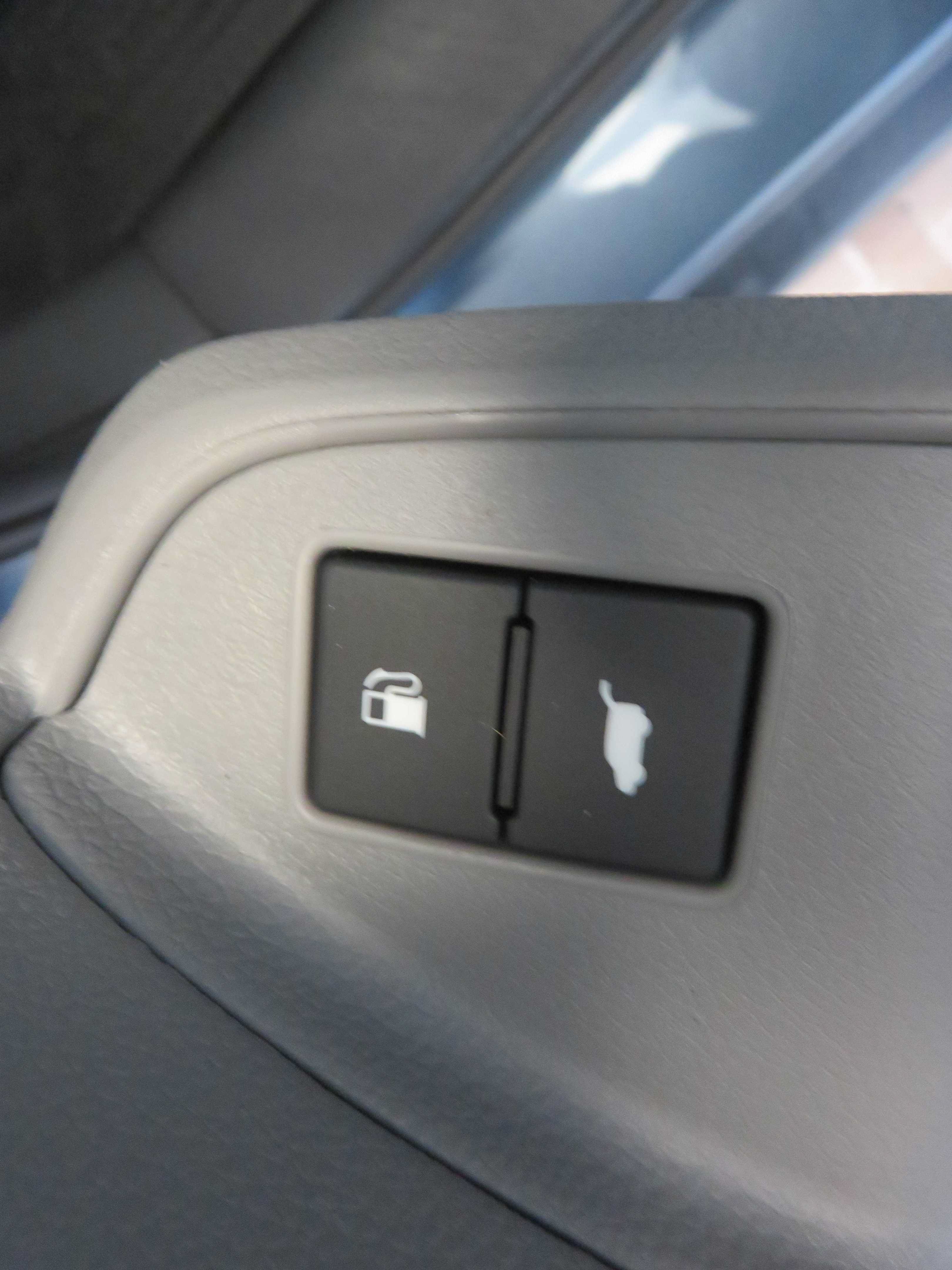 Used 2017 Honda Pilot Elite image 64