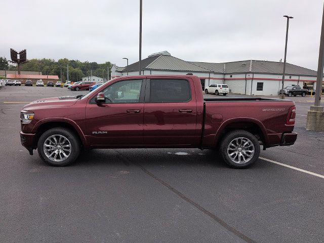 Used 2022 RAM 1500 Laramie w/ Sport Appearance Package AWD/4WD image 4