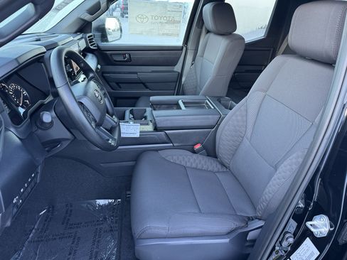 New 2026 Toyota Tundra SR image 2