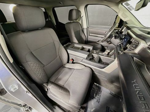 Used 2022 Toyota Tundra SR5 AWD/4WD image 25