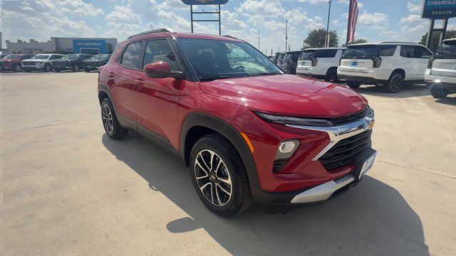 Certified 2026 Chevrolet TrailBlazer LT FWD image 2