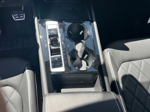 New 2025 Volkswagen Atlas SEL Premium R-Line image 15