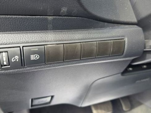 Used 2024 Toyota Corolla LE image 17