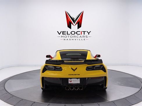 Used 2018 Chevrolet Corvette Z06 RWD image 17