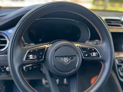 Used 2023 Bentley Bentayga Speed AWD/4WD image 37