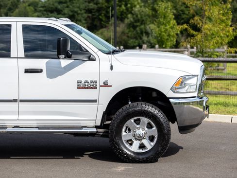 Used 2015 RAM 2500 Tradesman w/ Chrome Appearance Group AWD/4WD image 21