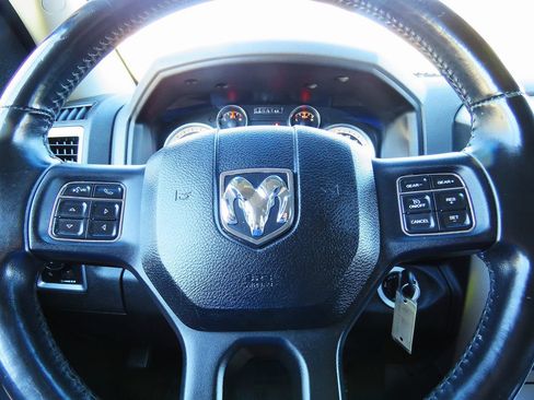 Used 2016 RAM 1500 Big Horn image 23