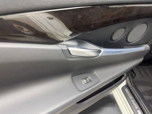 Used 2014 BMW 535i Gran Turismo RWD image 39