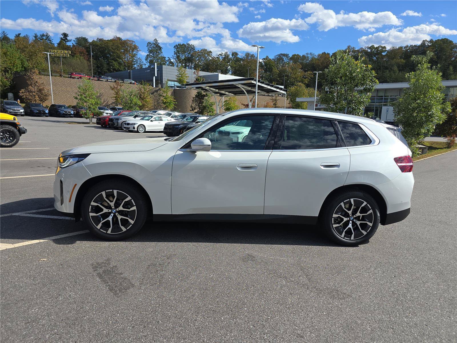 Used 2026 BMW X3 xDrive30i w/ Convenience Package AWD/4WD image 8
