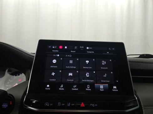 Used 2023 Jeep Compass Limited image 14