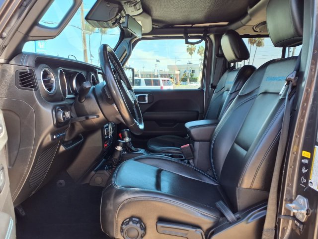 Used 2021 Jeep Wrangler Unlimited Rubicon 4xe w/ Cold Weather Group AWD/4WD image 19