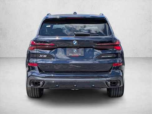New 2026 BMW X5 xDrive40i w/ M Sport Package AWD/4WD image 7