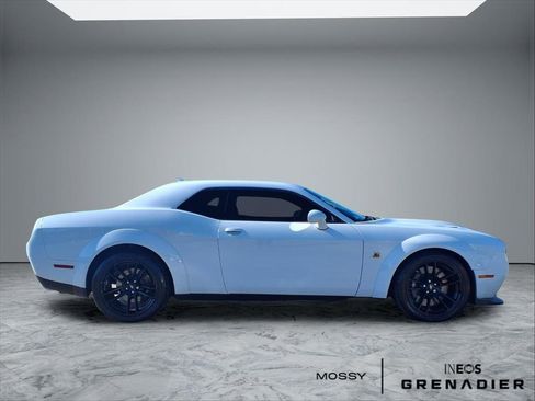 Used 2022 Dodge Challenger R/T Scat Pack image 8