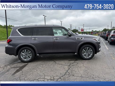 Used 2024 INFINITI QX80 Luxe AWD/4WD image 5