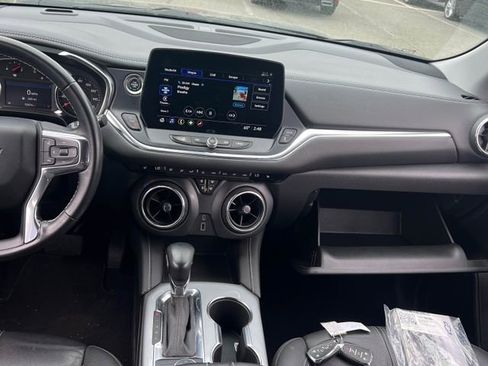 Certified 2023 Chevrolet Blazer LT AWD/4WD image 34