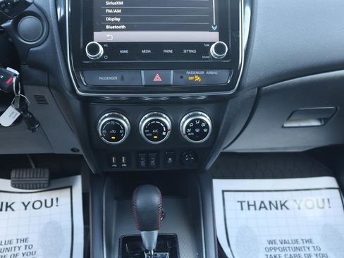 Used 2024 Mitsubishi Outlander Sport AWD image 30