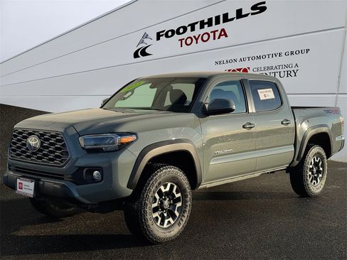 Certified 2023 Toyota Tacoma TRD Off-Road image 3