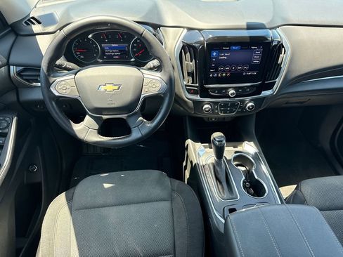 Used 2020 Chevrolet Traverse LT FWD image 24