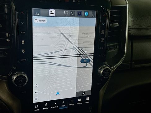 Used 2024 RAM 2500 Laramie image 22