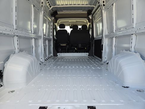 New 2026 RAM ProMaster 2500 w/ Convenience Group image 21