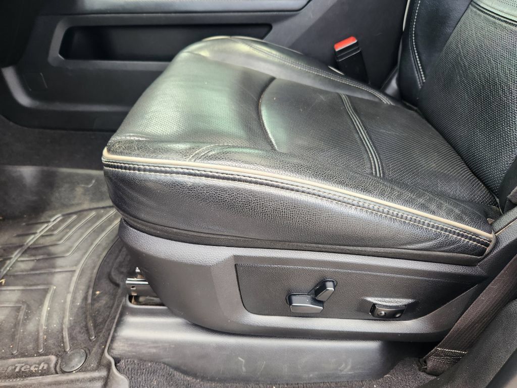 Used 2019 RAM 3500 Limited AWD/4WD image 16