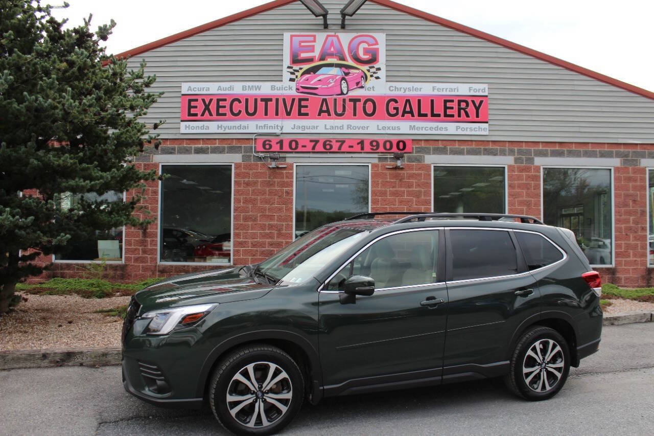 Used 2023 Subaru Forester Limited AWD/4WD image 1
